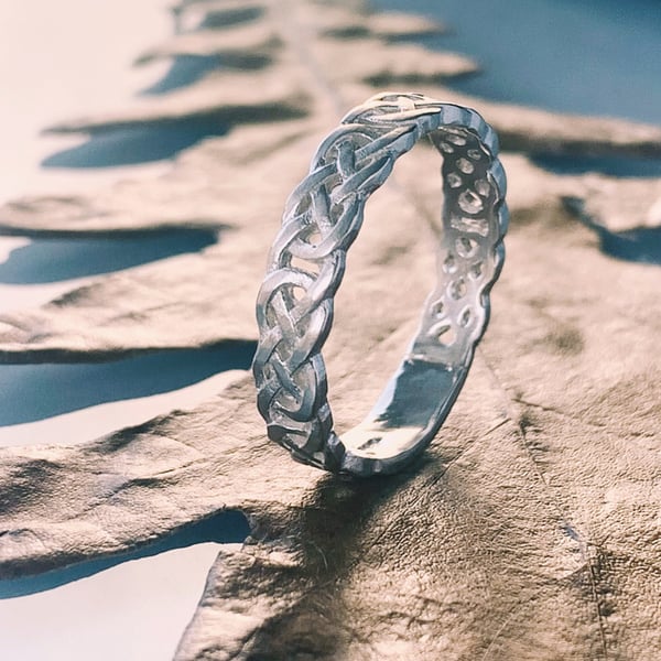Recycled Sterling Silver Celtic Knot Ring, Handmade in Scotland