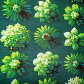 Gorgeous GREEN Daisy Floral VIntage 60s 70s Barkcloth Fabric Lampshade option 