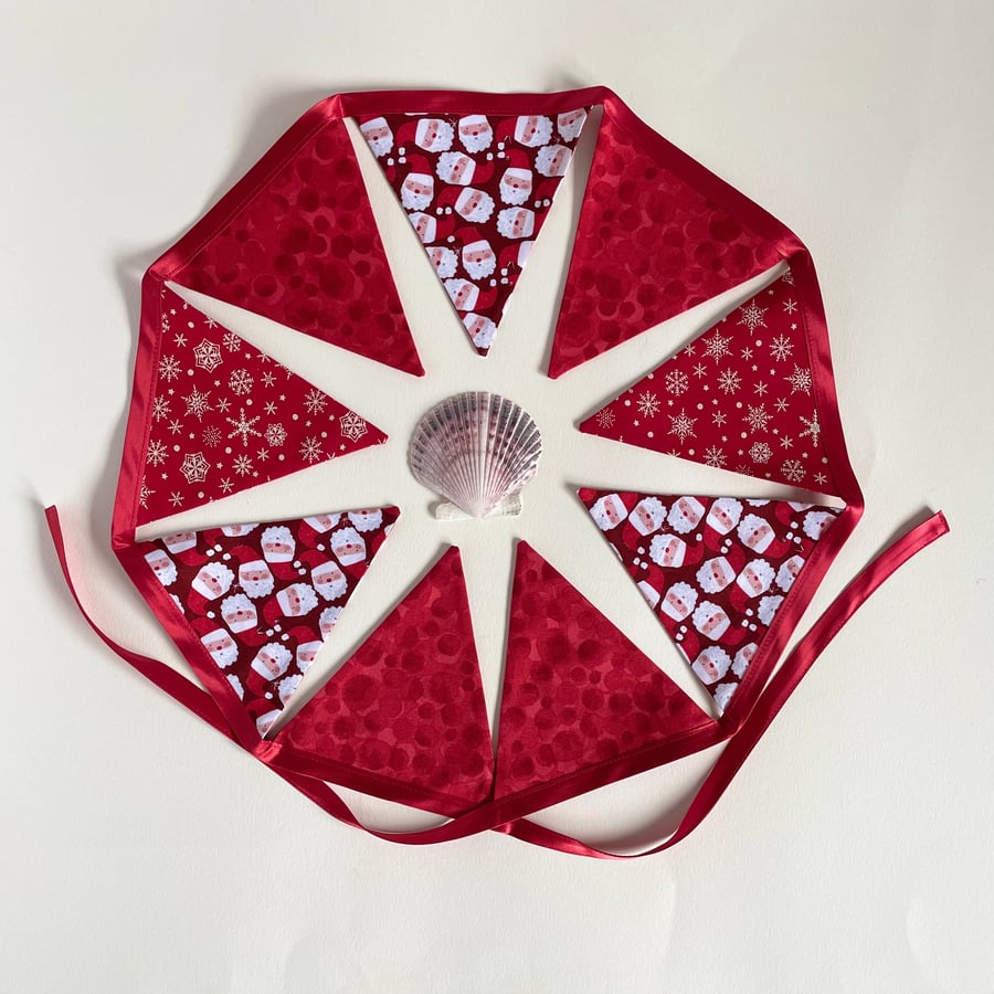 Santa Bunting - small - reversible 