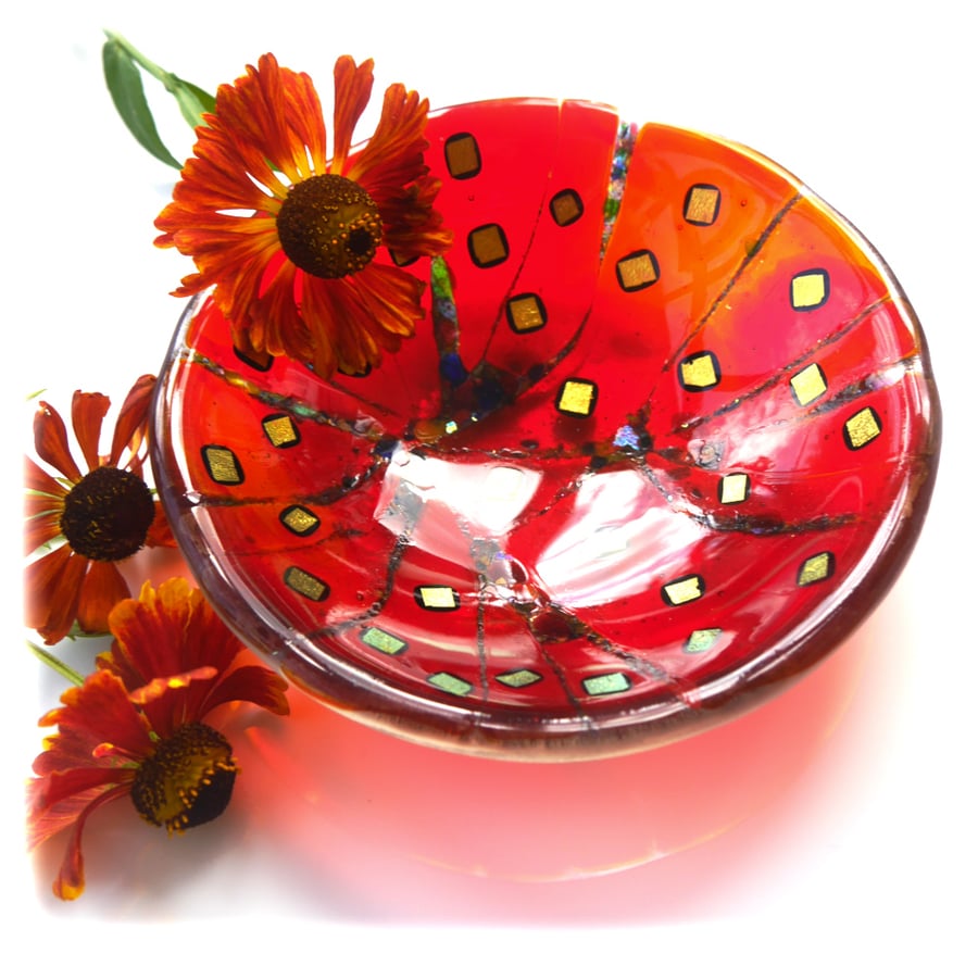 Red Gold 12.5cm Dichtoic Fused Glass Bowl Intenionally Perfectly Imperfect 