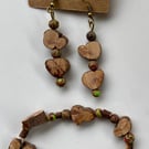 Bracelet and earring set.