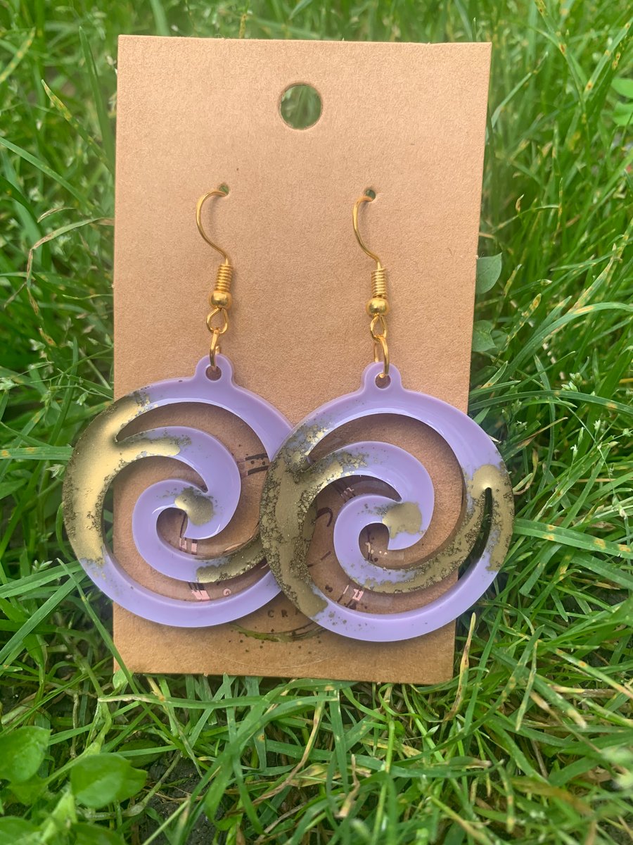Purple and gold swirls 