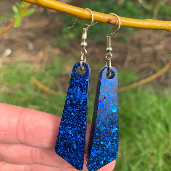 Shiny blue long earrings 