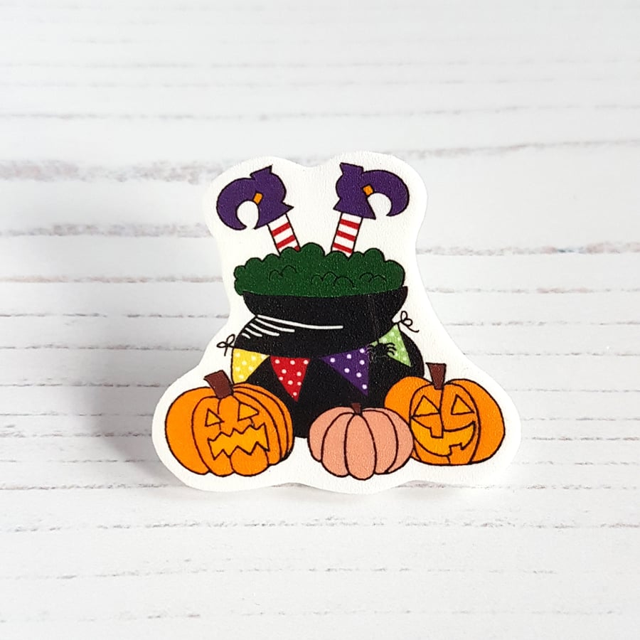 Halloween witches cauldron shrink plastic pin OR Magnet OR Needleminder