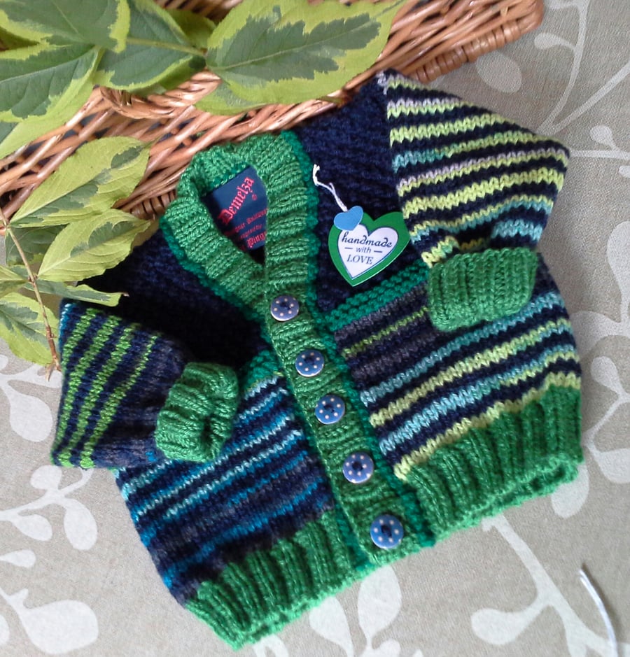 Baby Boy's Knitted Cardigan   0-6 months size