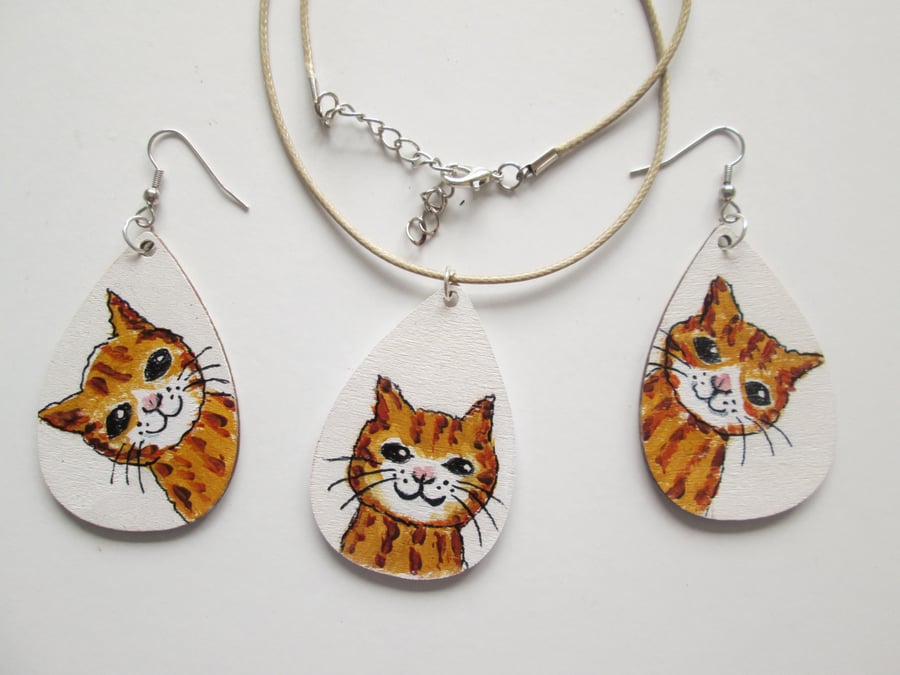 Kitten earrings and pendant set. Cat original painting on wood.