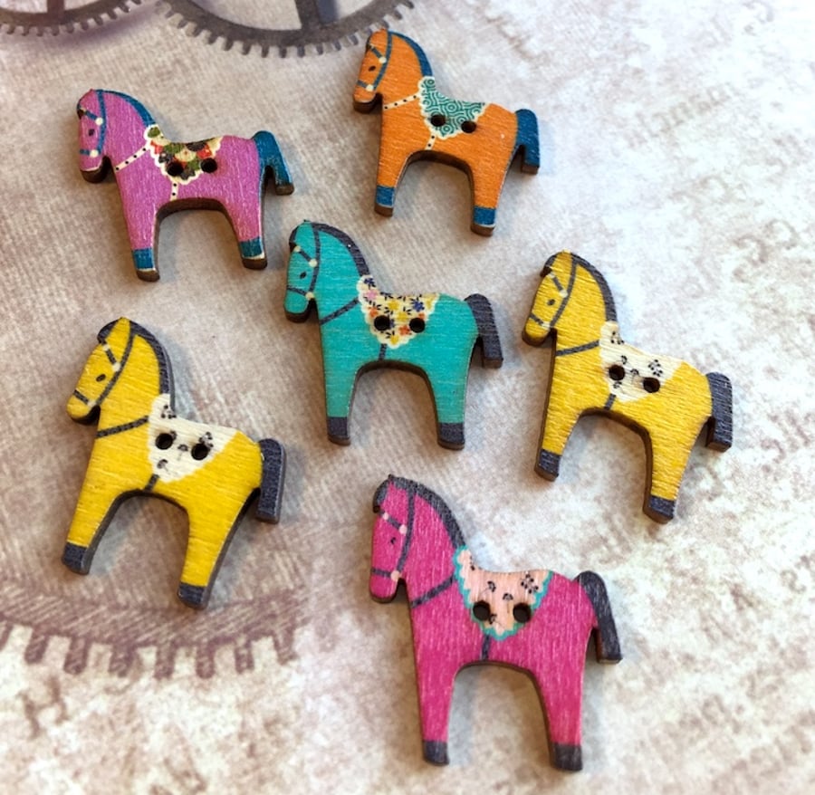 Pack of 10 - Wooden Buttons Horse for Sewing or Scrapbooking