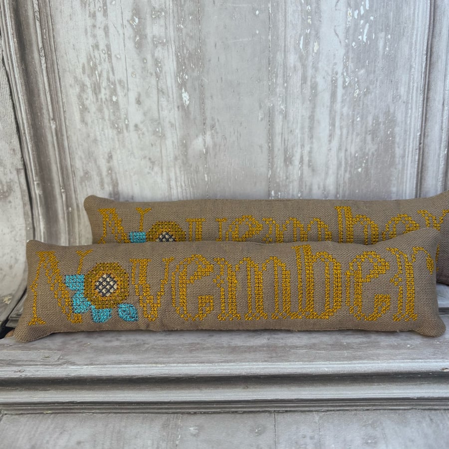 November Bowl Filler by Carolee Crafts SY 0022