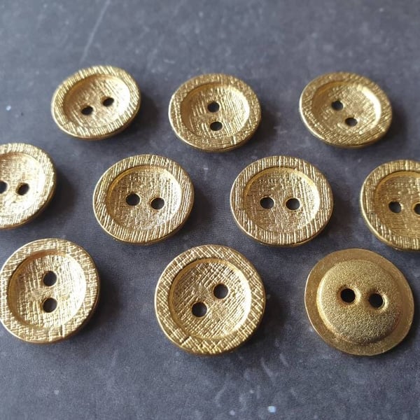 15mm (9 16" aprox) 24L Italian Button Matt Gold