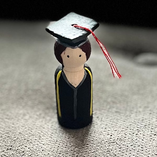 Graduation peg doll 