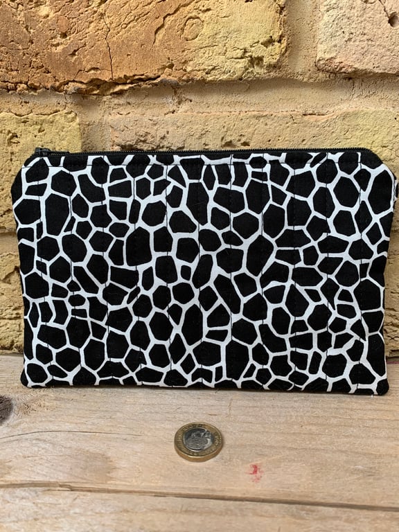 Black and White Giraffe Print Fabric Organiser Pouch