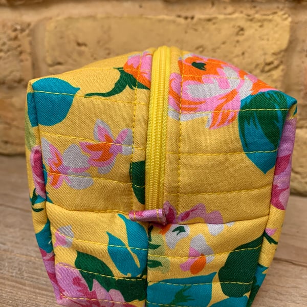 Bright Roses Print Fabric Quilted Box Shape Makeup Bag