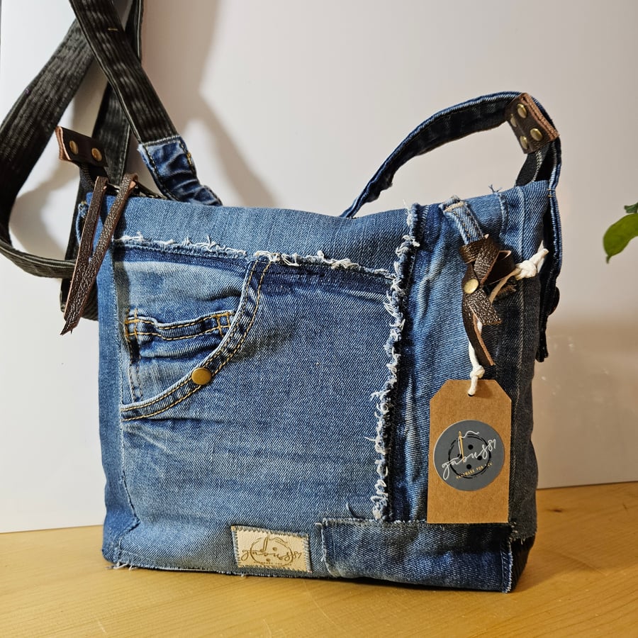 Upcycled crossbody bag, everyday bag, festivals bag Vintage style bag, 