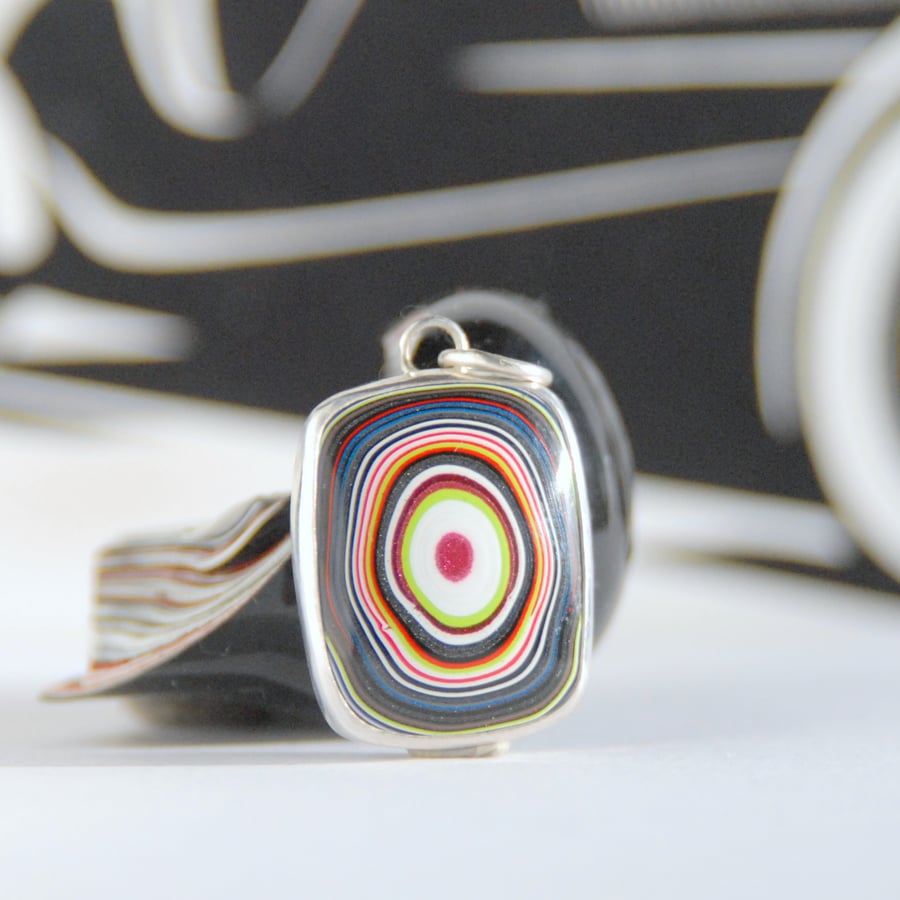 Jeep fordite pendant - oblong bullseye