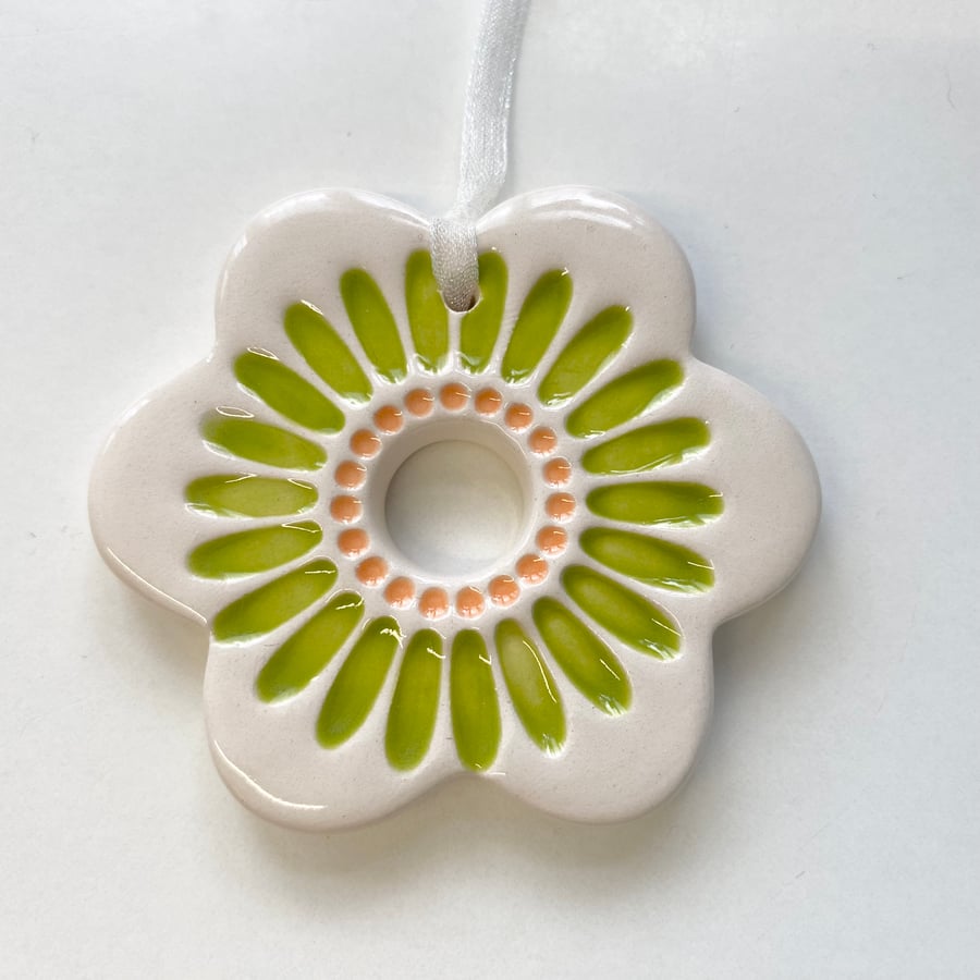 Ceramic flower decoration green