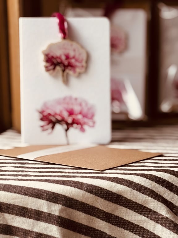 Wedding Decor Favours Flowers chrysanthemum Wooden Ornament Chic set of 3