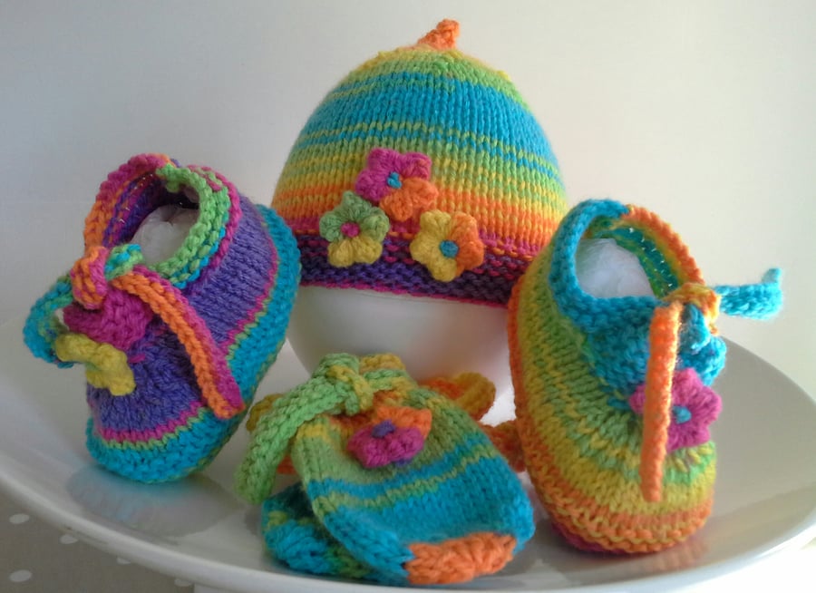 SALE Baby Girl's  Colourful Hat, Shoes & Mitt Gift Set  0-9 months