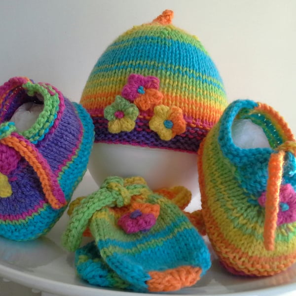 SALE Baby Girl's  Colourful Hat, Shoes & Mitt Gift Set  3-6 months