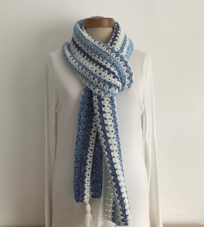  SCARF, neckwarmer. 'Coast Path' Soft , lightweight alpaca blend . Blue, white .