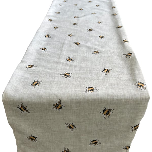 Bee Table Runner 1.5m x 30cm Gift Idea