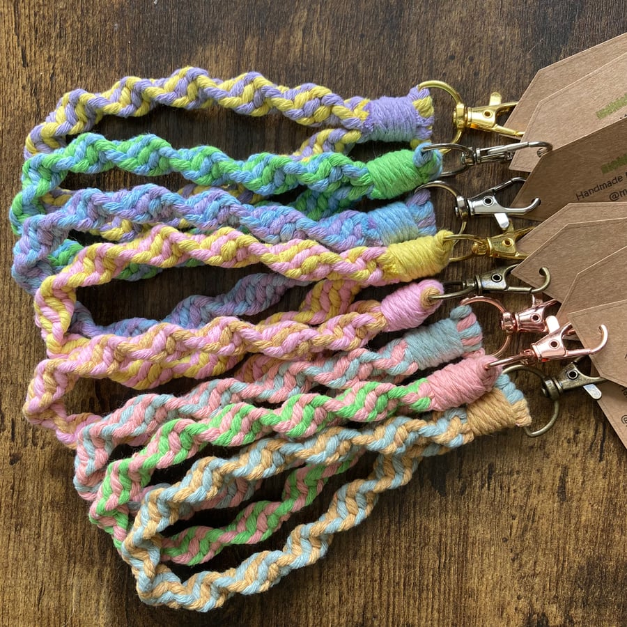 Macrame Wristlet - Wrist Keyring - Spiral Knot - Two Colour Wristlet Keyring 