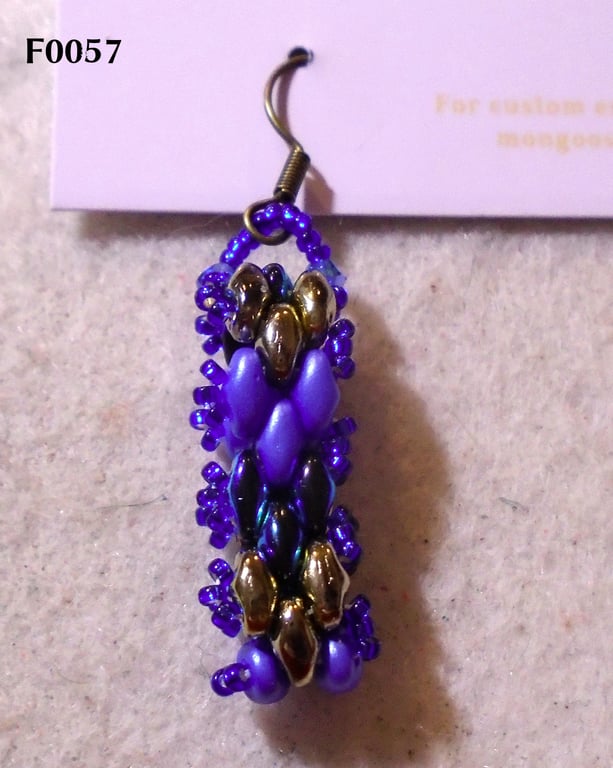 Brickwork-pattern bead earrings (customisable)