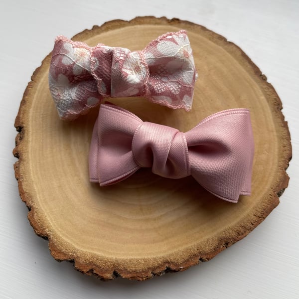 Set of 2 Bow Hair Clips (Pink Lace)