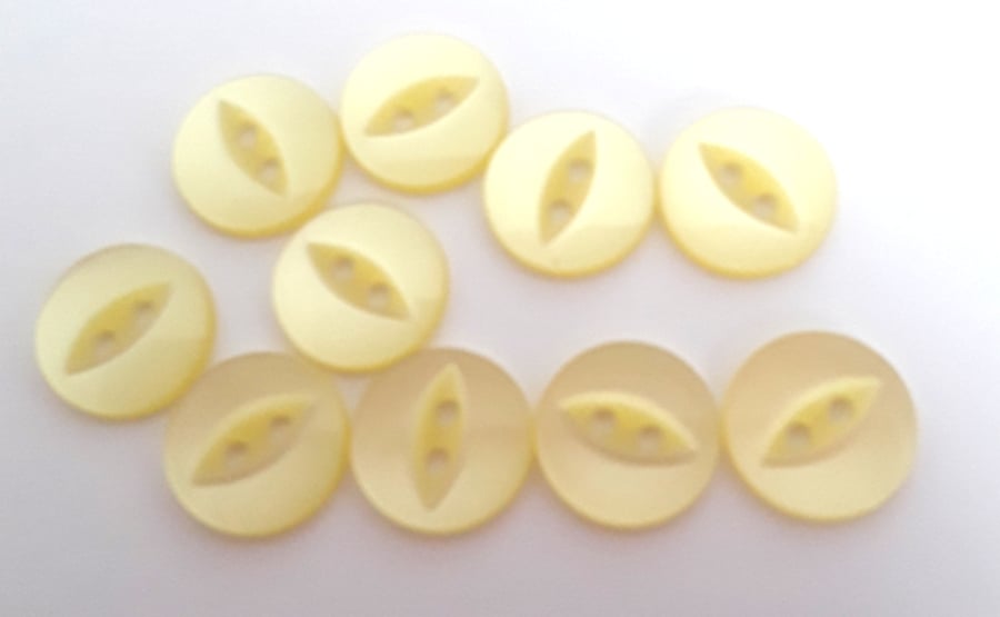 20 yellow round fish eye buttons 14mm, 16mm 
