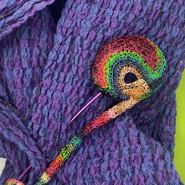 Rainbow fibula brooch