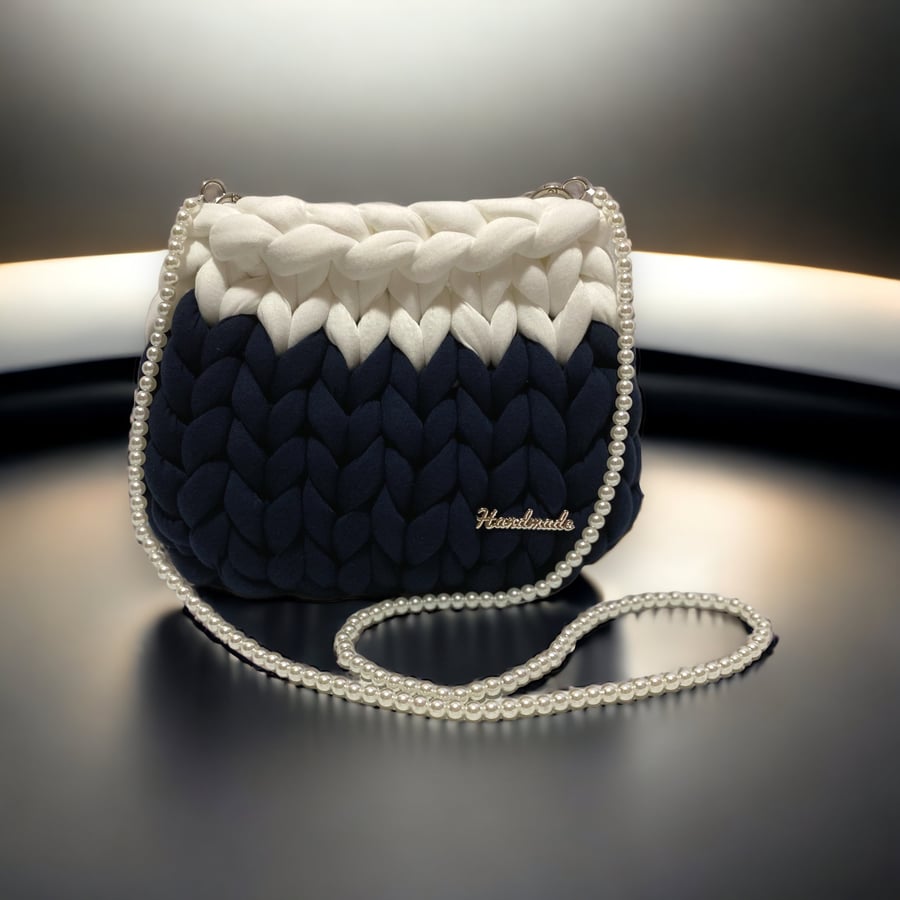 Handmade Bag White and Navy Yarn with Pearls Chain
