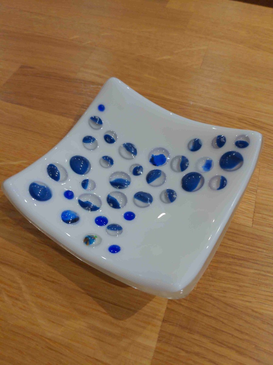 Fused glass pebble dish 10cm White & blue