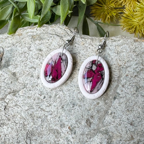 Oval Pink and Black Faux Stone Dangle Earrings 