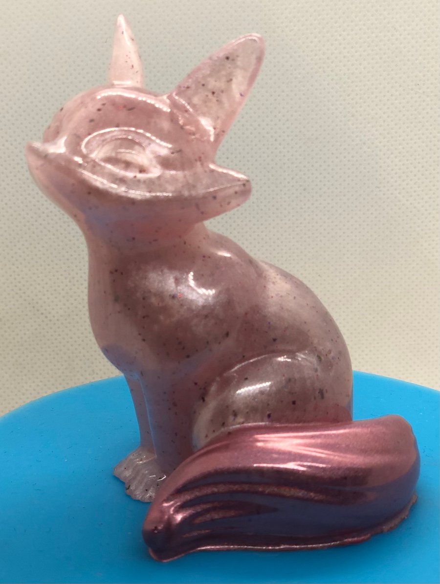 Handmade Pink Resin Fox Figurine – Cute & Unique Decor