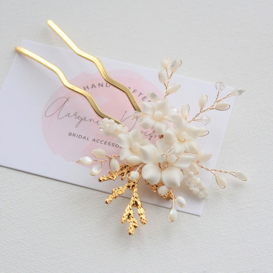Bridal hair pin, floral hair adornment