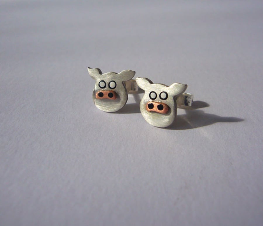 Pig stud earrings, animal lover gift, cute earrings, animal jewellery