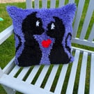 Latch hook cushion cover