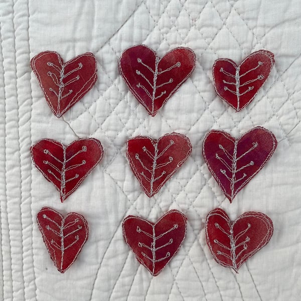 9 Free Motion Embroidery Heart Embellishments Card Making Textiles
