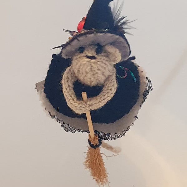 Handknitted Witch Mini Mouse- Magda