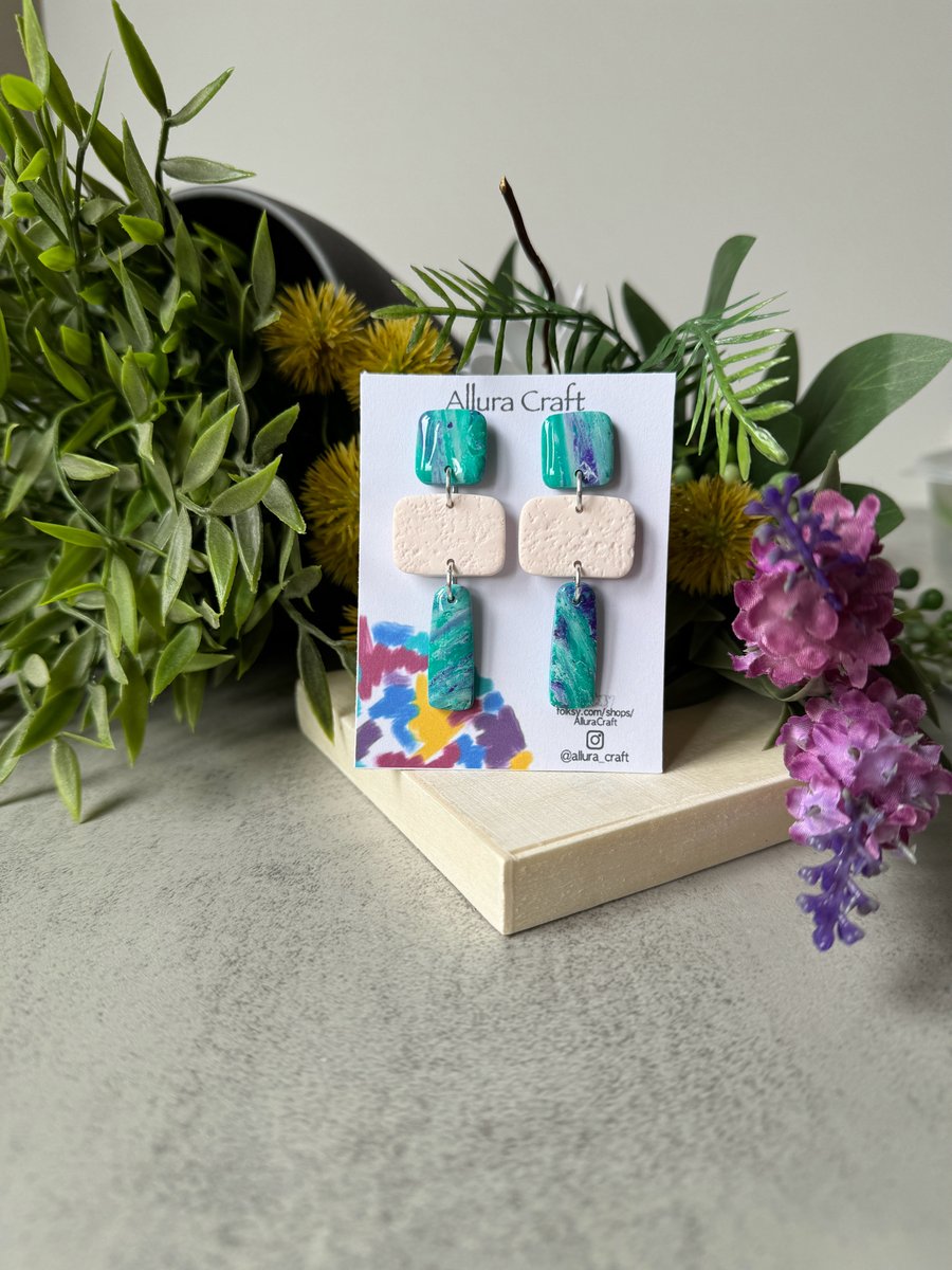 Blue Apatite Faux Stone & Texturised White Earring