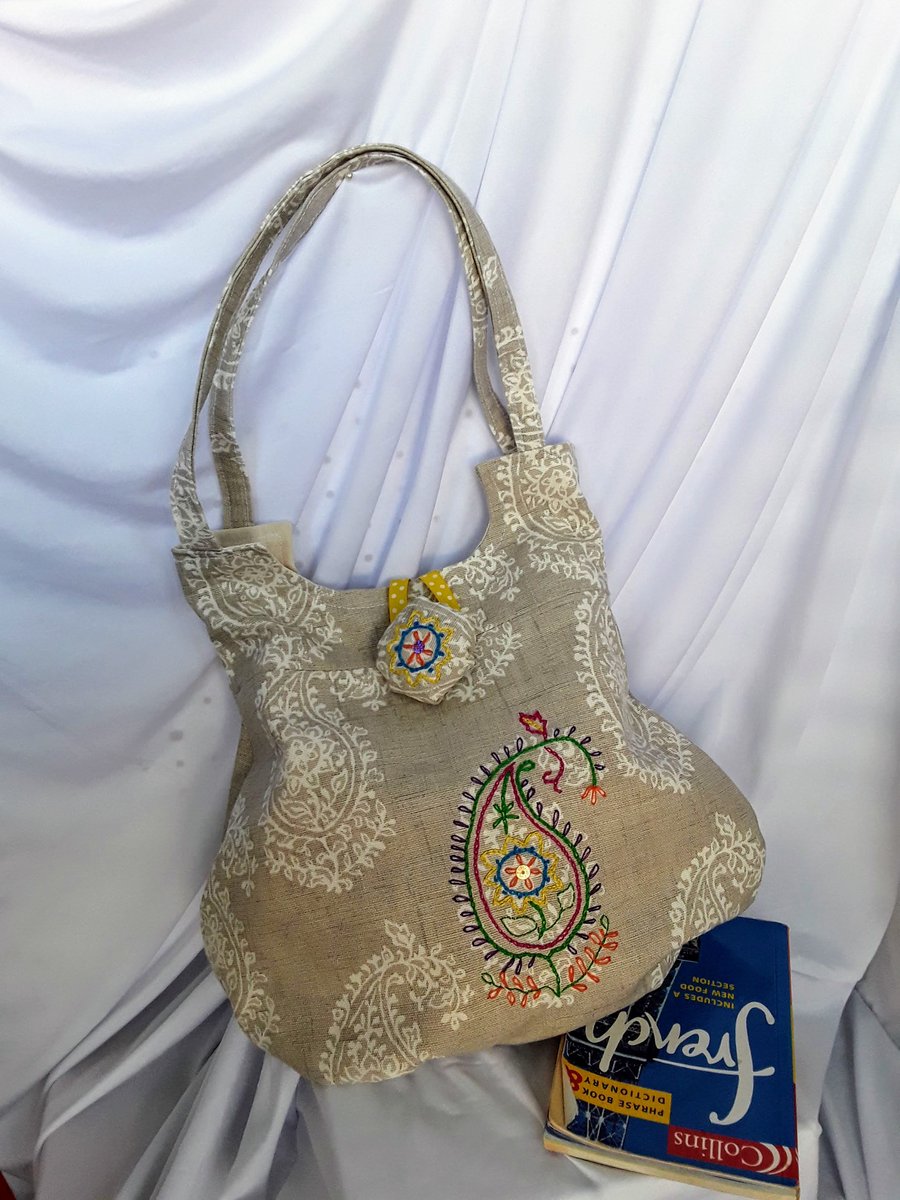 Embroidered Bright handbag