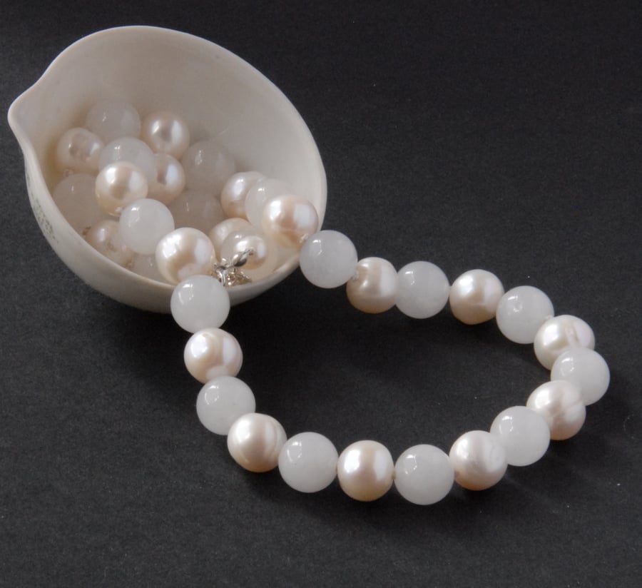 Chunky cream white pearl and jade necklace