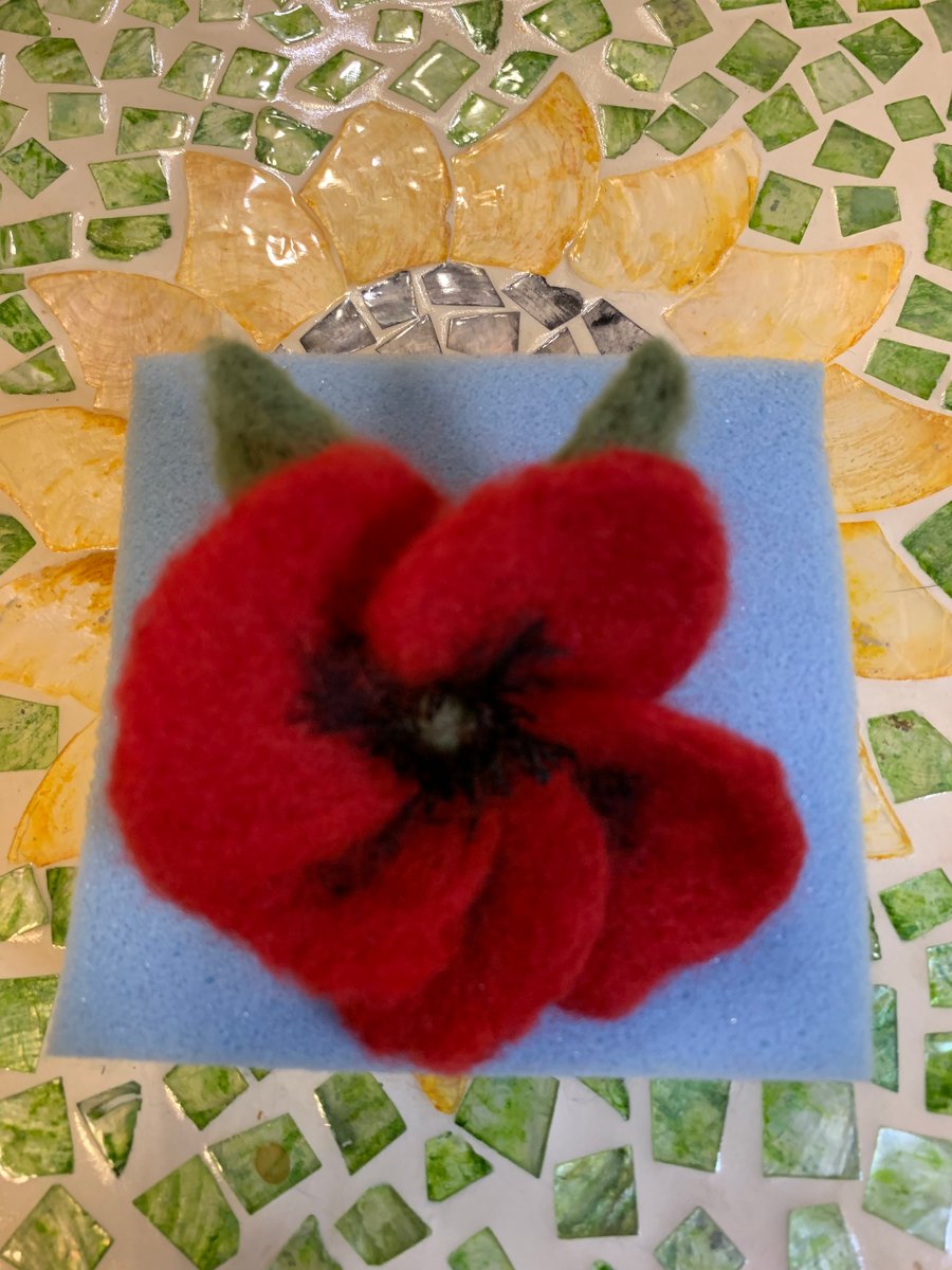 Needle felted poppy and leaf brooch