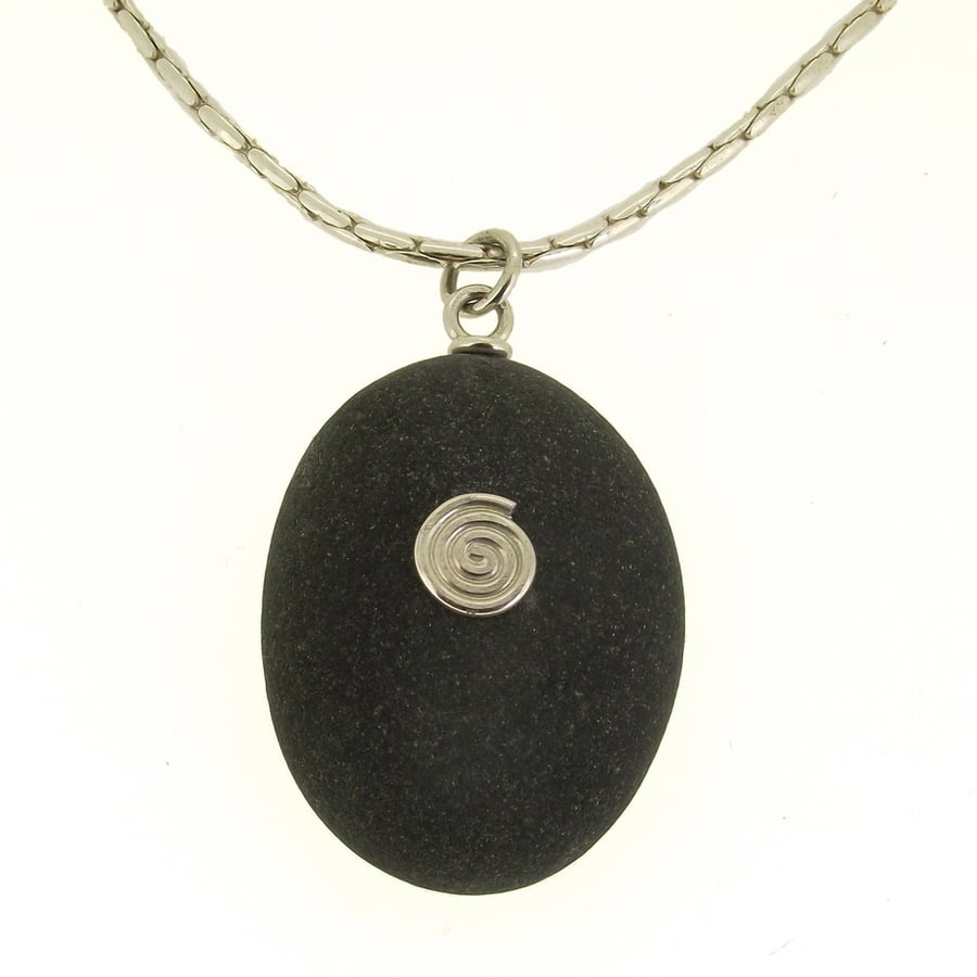Pebble pendant, pebble necklace, pebble jewellery, natural stone, seaside, shell