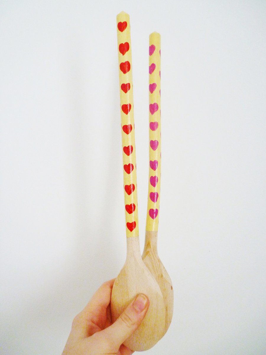 Free Postage - Heart Painted Wooden Spoons