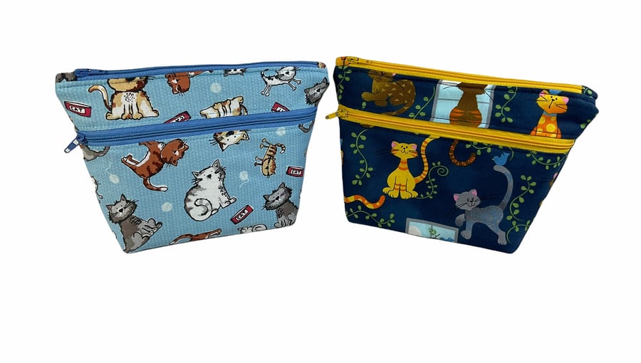 Cosmetics bag with cat print and 2 pockets, makeup pouch, water resistant case, 