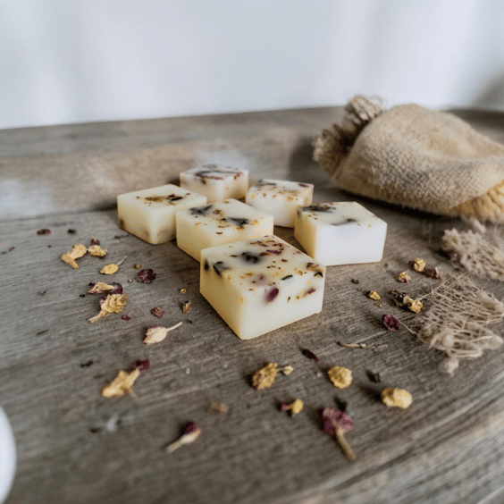 Cedar & Sandalwood Botanical Soy Wax Melts - Hand-Poured - Scented Wax Melts