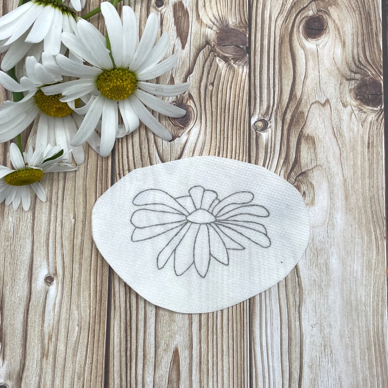Ox eye daisy embroidery sticker. Meadow DIY textile art