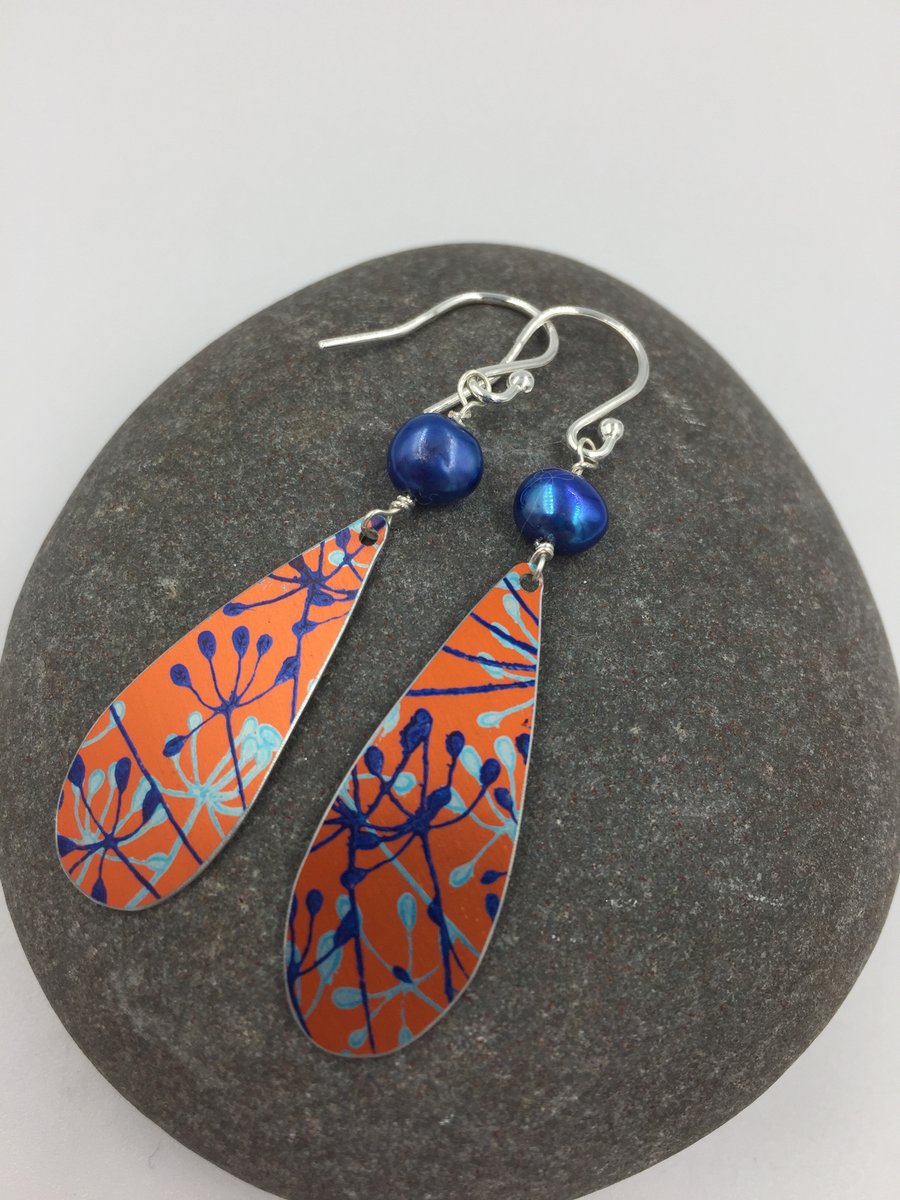 Orange and navy aluminium cow parsley drop earrings with pearl 