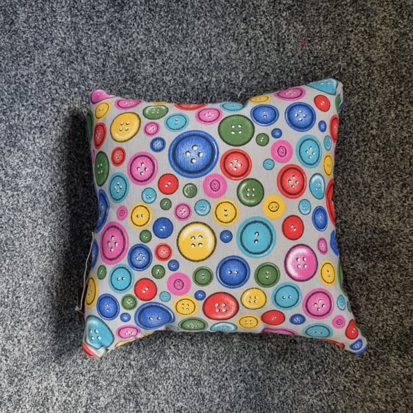 Button design cushion