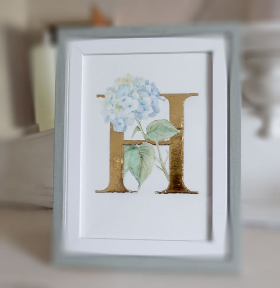 Perfectly Imperfect Watercolour Hydrangea Flower with 23.5 carat gold letter H 